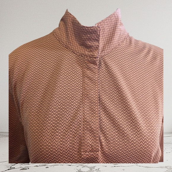 Kerrits Women's Collected Clinic Equestrian Button Down Shirt Size  L - Picture 3 of 8